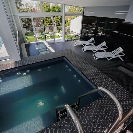 Bauhaus Penthouse Wellness 1 Apartment