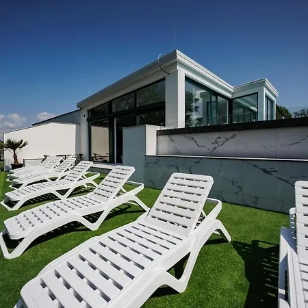 Bauhaus Penthouse Wellness 1 Apartment *
