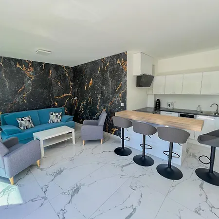 Bauhaus Penthouse Wellness 1 Apartment *