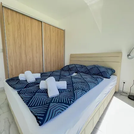 アパート Bauhaus Penthouse Wellness 1 シオーフォク