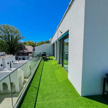 Bauhaus Penthouse Wellness 1 Siofok